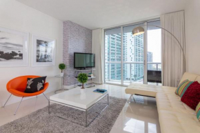 Deluxe Brickell Suite w pool gym City views